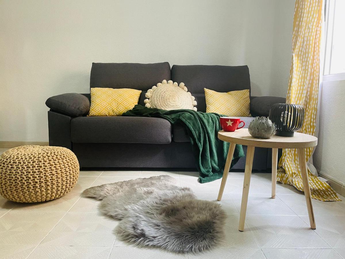 Cozy 2-Bedroom Serviced Apartment With Netflix Пуэтро-де-Сагунто Экстерьер фото